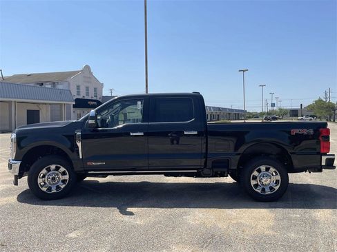 New 2025 Ford F250 King Ranch w/ Chrome Package image 6