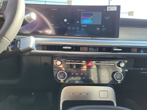 New 2026 Hyundai Ioniq 9 SEL image 12