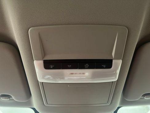 Used 2024 Nissan Rogue S FWD image 22