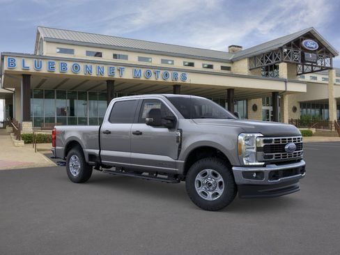 New 2026 Ford F250 XLT w/ FX4 Off-Road Package AWD/4WD image 7