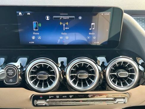 New 2026 Mercedes-Benz GLA 250 4MATIC image 27