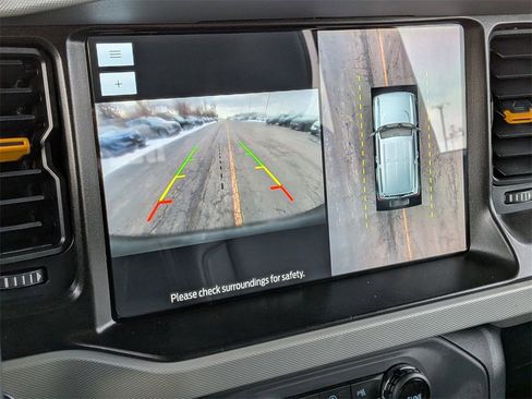 Used 2022 Ford Bronco Badlands image 15