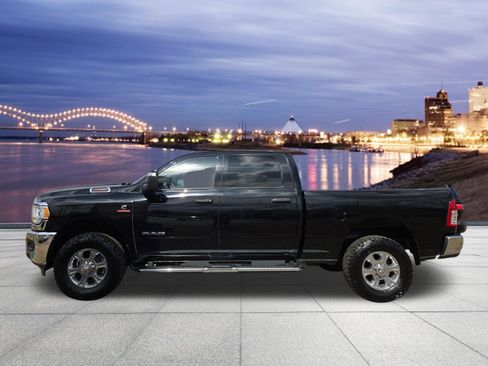 Used 2024 RAM 2500 Big Horn image 2