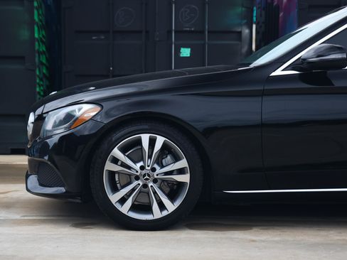 Used 2017 Mercedes-Benz C 300 Sedan w/ Premium 1 Package image 28