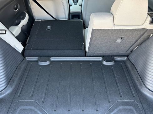 New 2026 Honda HR-V LX image 15