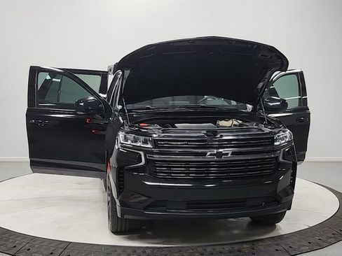 Used 2022 Chevrolet Tahoe RST w/ Sport Performance Package AWD/4WD image 10