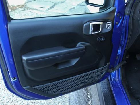 Used 2020 Jeep Wrangler Unlimited Sport S AWD/4WD image 14