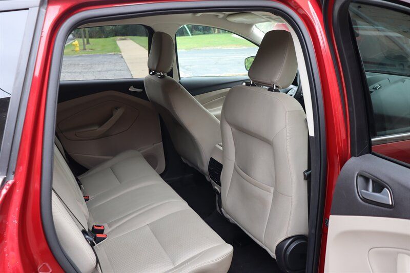 Used 2019 Ford Escape SE AWD/4WD image 22