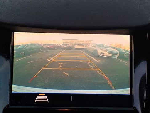 Certified 2022 Chevrolet Trax LS w/ Tint and Cruise Package image 16