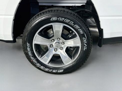 New 2026 RAM 1500 Express AWD/4WD image 17