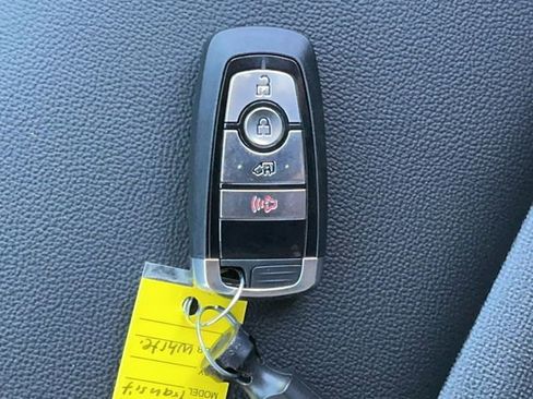 New 2026 Ford Transit 250 148 Medium Roof w/ Load Area Protection Package image 28