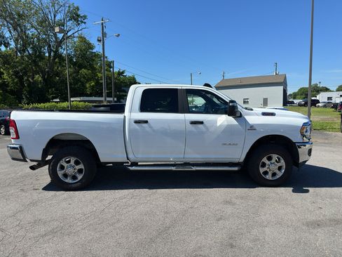 Used 2024 RAM 2500 Big Horn AWD/4WD image 4