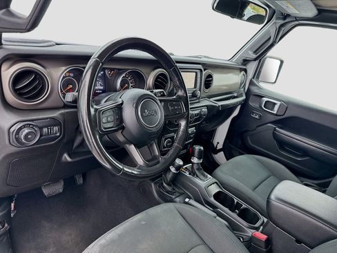 Used 2020 Jeep Wrangler Unlimited Sport S AWD/4WD image 7