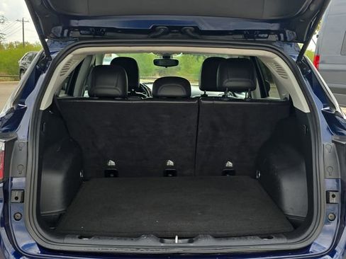 Used 2018 Jeep Compass Trailhawk w/ Cold Weather Group image 12