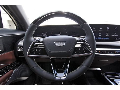New 2027 Cadillac Lyriq Signature Sport w/ Nappa Leather Package AWD/4WD image 12