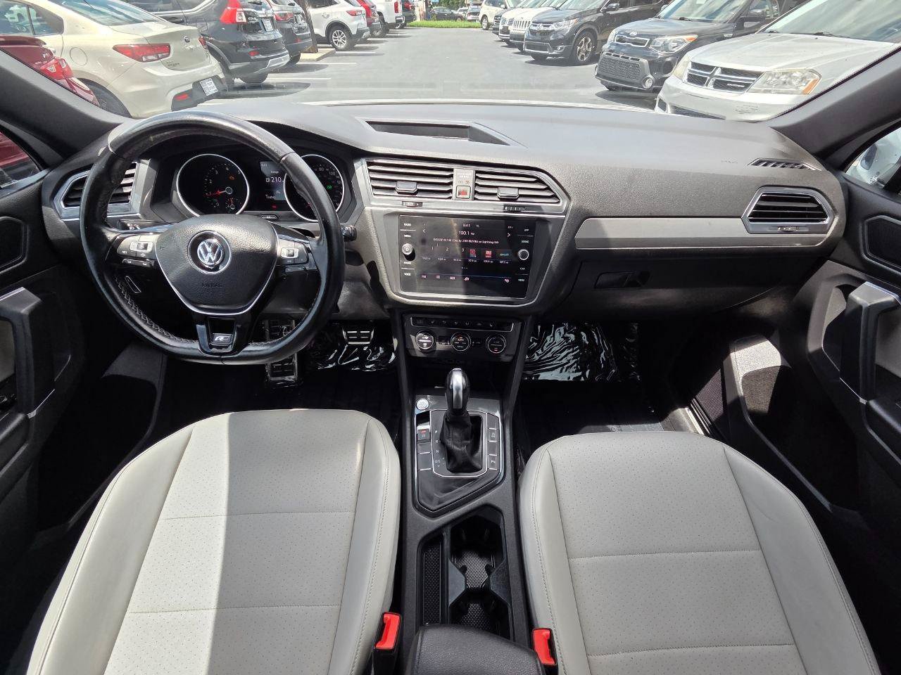 Used 2020 Volkswagen Tiguan SE R-Line FWD image 21