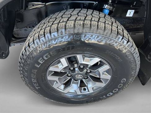 Used 2023 Toyota Tacoma TRD Off-Road AWD/4WD image 21
