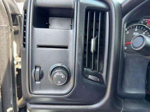 Used 2016 Chevrolet Silverado 2500 W/T image 15