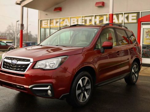 Used 2017 Subaru Forester 2.5i Limited image 1