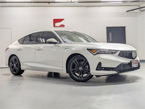 Used 2023 Acura Integra A-Spec image 2