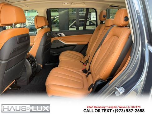Used 2019 BMW X7 xDrive50i w/ Premium Package AWD/4WD image 12