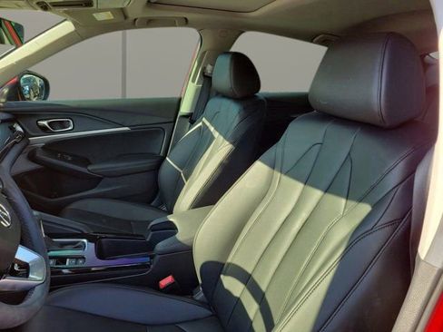 Used 2025 Acura Integra FWD image 8