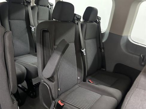 Used 2016 Ford Transit 350 XLT image 28