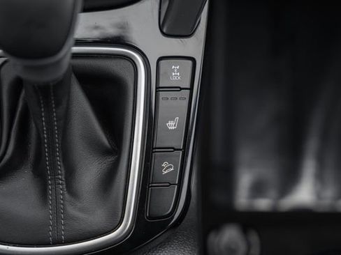 Used 2021 Kia Seltos SX image 27