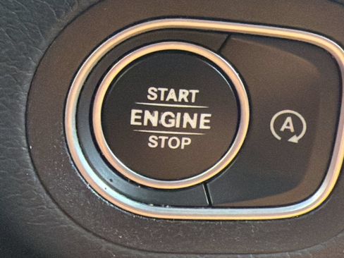 Used 2020 Mercedes-Benz GLE 350 4MATIC image 27