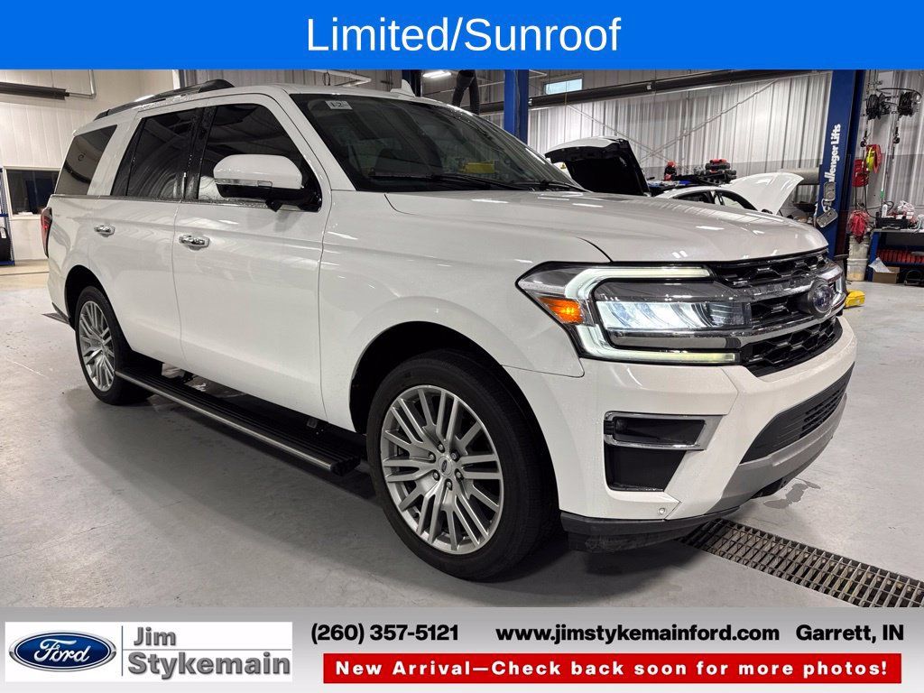 Used 2023 Ford Expedition Limited AWD/4WD image 7