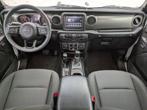 Used 2023 Jeep Wrangler Unlimited Sport AWD/4WD image 19