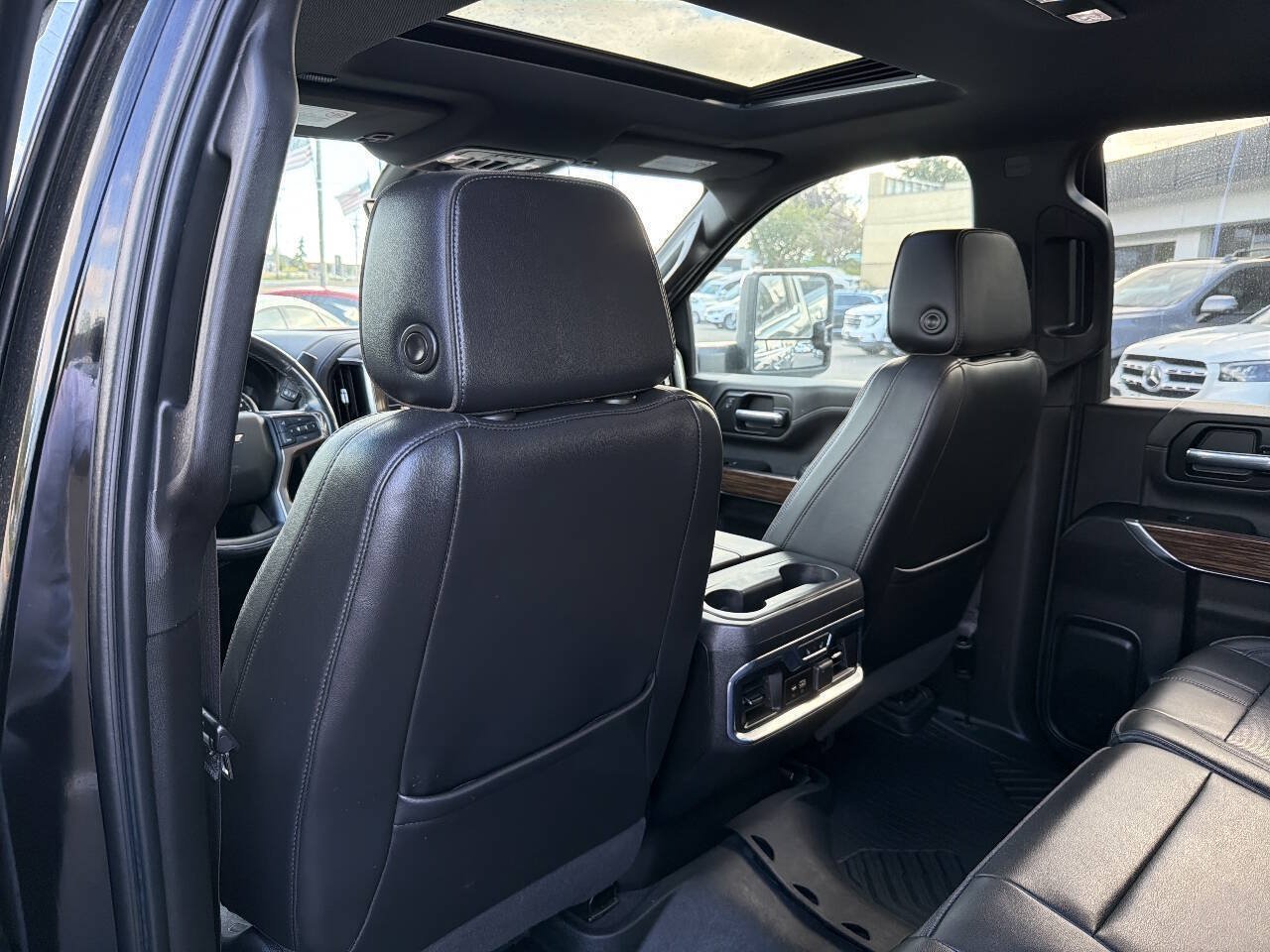Used 2021 Chevrolet Silverado 2500 High Country w/ Z71 Off-Road Package AWD/4WD image 28