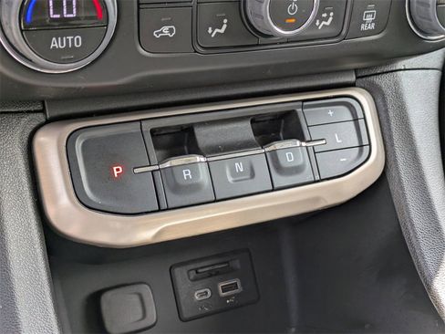 Used 2023 GMC Acadia Denali w/ Trailering Package image 17