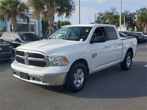 Used 2021 RAM 1500 Classic SLT image 2