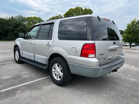 Used 2003 Ford Expedition XLT AWD/4WD image 5