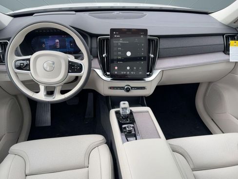 New 2026 Volvo XC90 T8 Ultra w/ Protection Package Premier AWD/4WD image 16