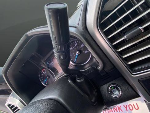 Used 2019 Ford F250 Platinum w/ Platinum Ultimate Package AWD/4WD image 19