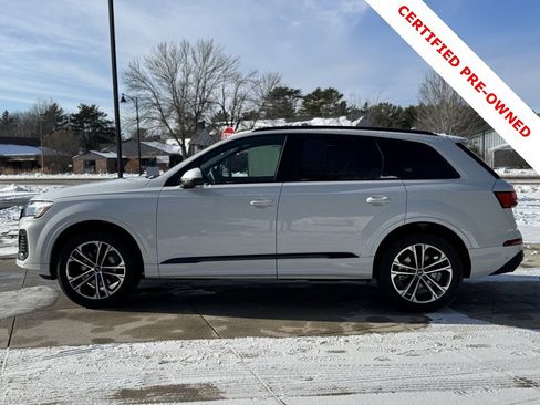 Used 2025 Audi Q7 2.0T Premium w/ Convenience Plus Package image 15