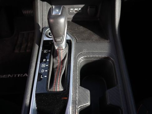 Certified 2025 Nissan Sentra SR image 24