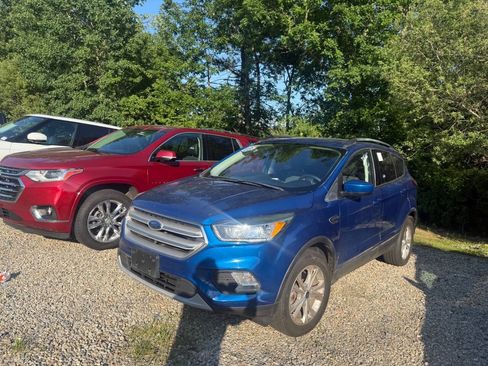 Used 2018 Ford Escape SE AWD/4WD image 3