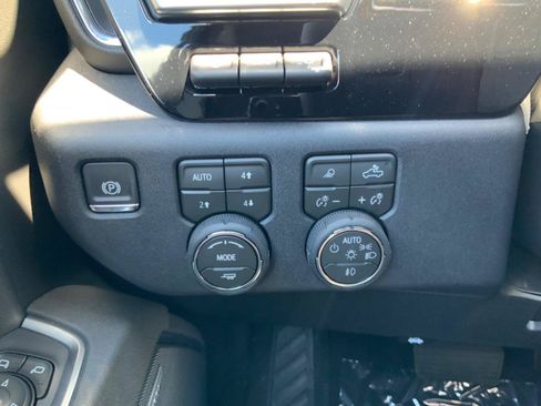 New 2026 Chevrolet Silverado 2500 LTZ w/ LTZ Plus Package AWD/4WD image 28
