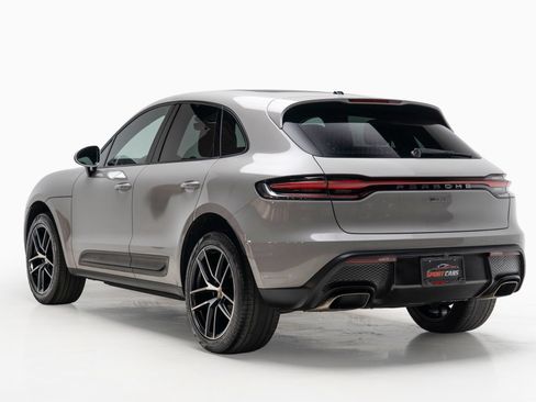 Used 2022 Porsche Macan AWD/4WD image 8