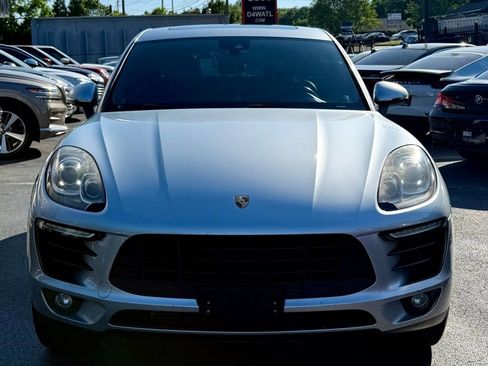 Used 2017 Porsche Macan AWD/4WD image 3