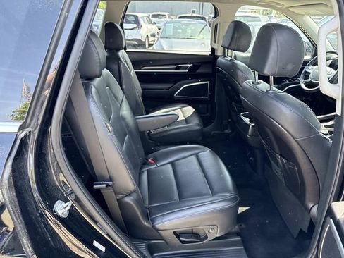 Used 2023 Kia Telluride S w/ S Sunroof Package FWD image 11