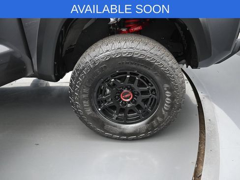 Used 2022 Toyota Tacoma TRD Pro AWD/4WD image 36