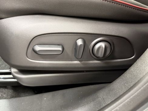 New 2026 Chevrolet TrailBlazer RS w/ Convenience Package image 24