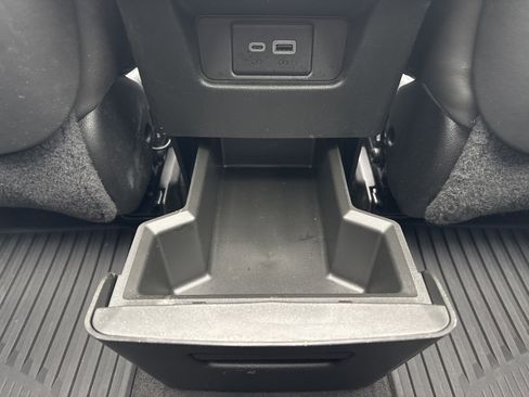 Used 2024 Cadillac XT6 Premium Luxury w/ Platinum Package image 35