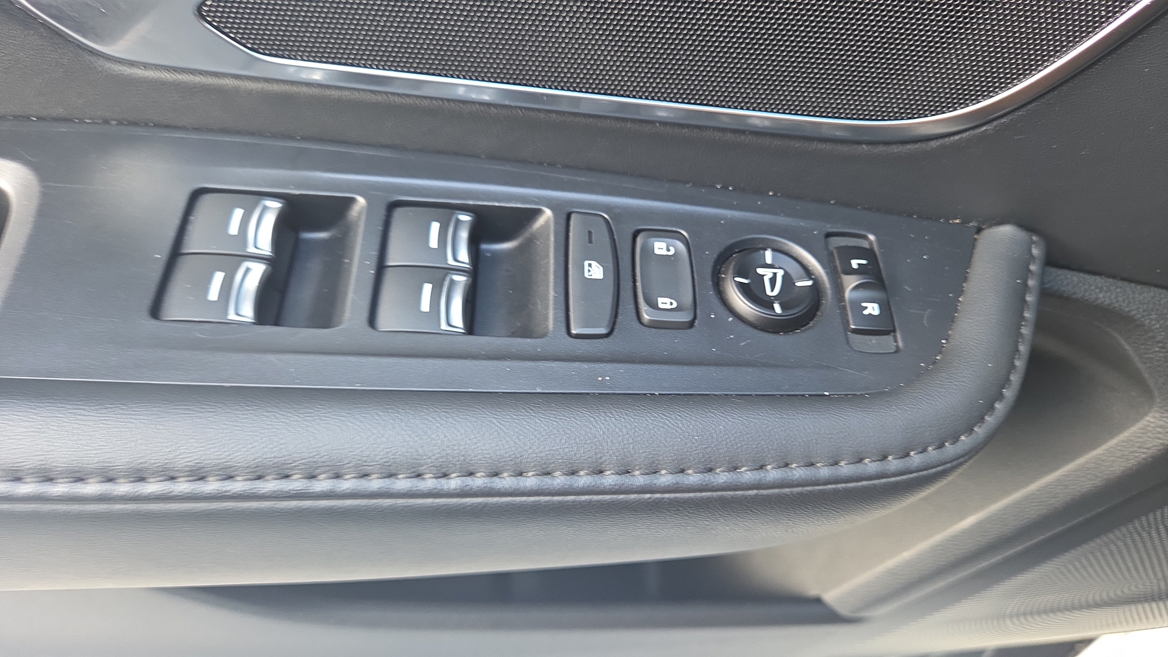 Certified 2019 Acura RDX FWD image 34