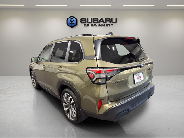 Used 2025 Subaru Forester Touring w/ Touring Package AWD/4WD image 3