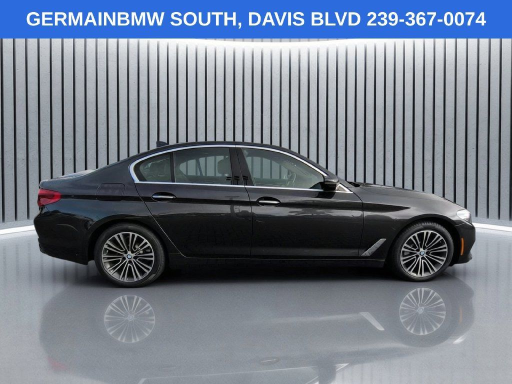 Used 2018 BMW 530i xDrive AWD/4WD image 4